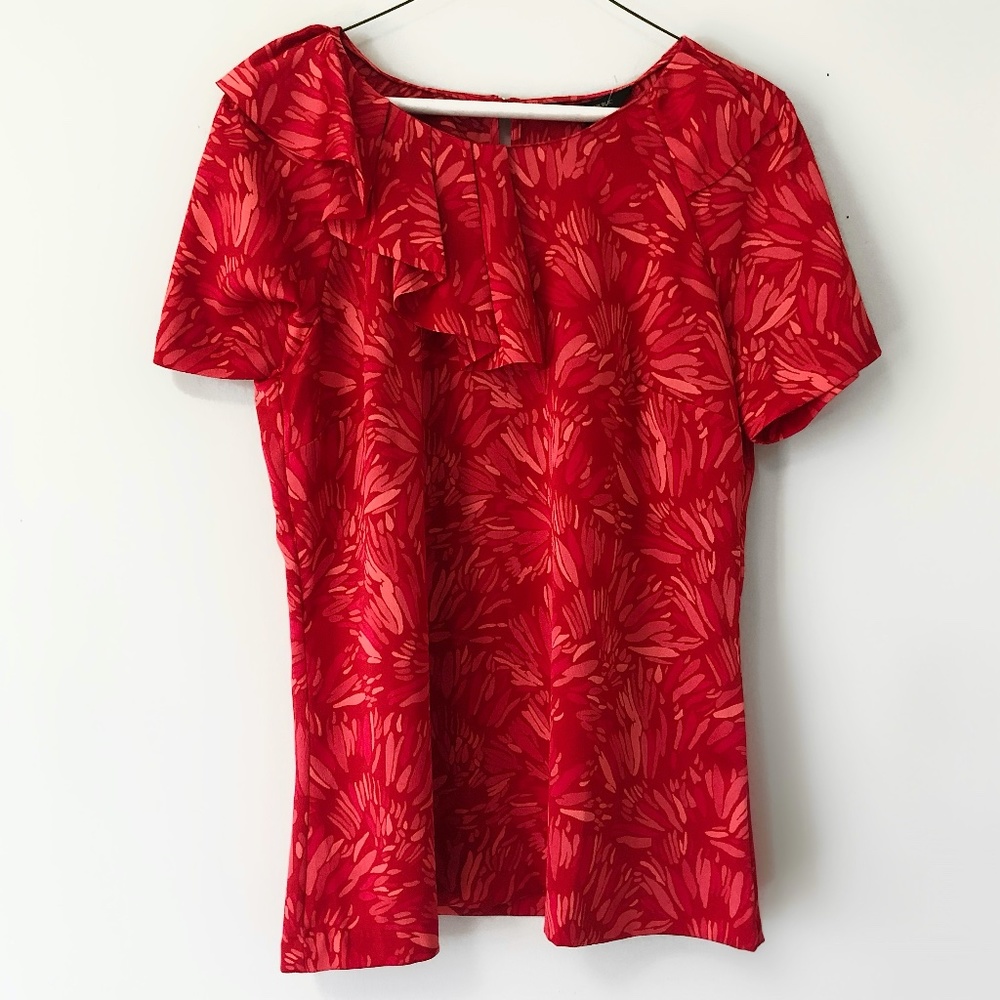 Banana Republic Pink Floral Short Sleeve Ruffle Blouse Size S